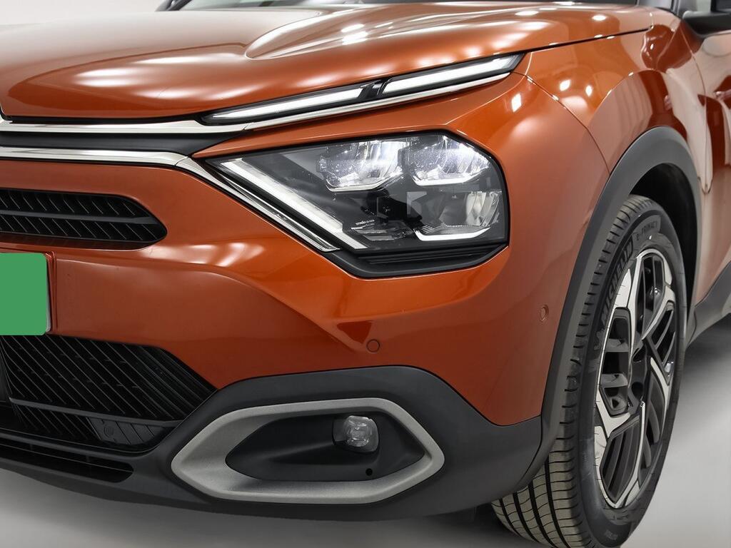 Citroën C4 PureTech 130 S&S 6v Shine 35