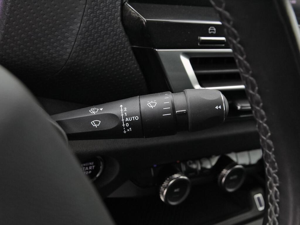 Citroën C4 PureTech 130 S&S 6v Shine 17