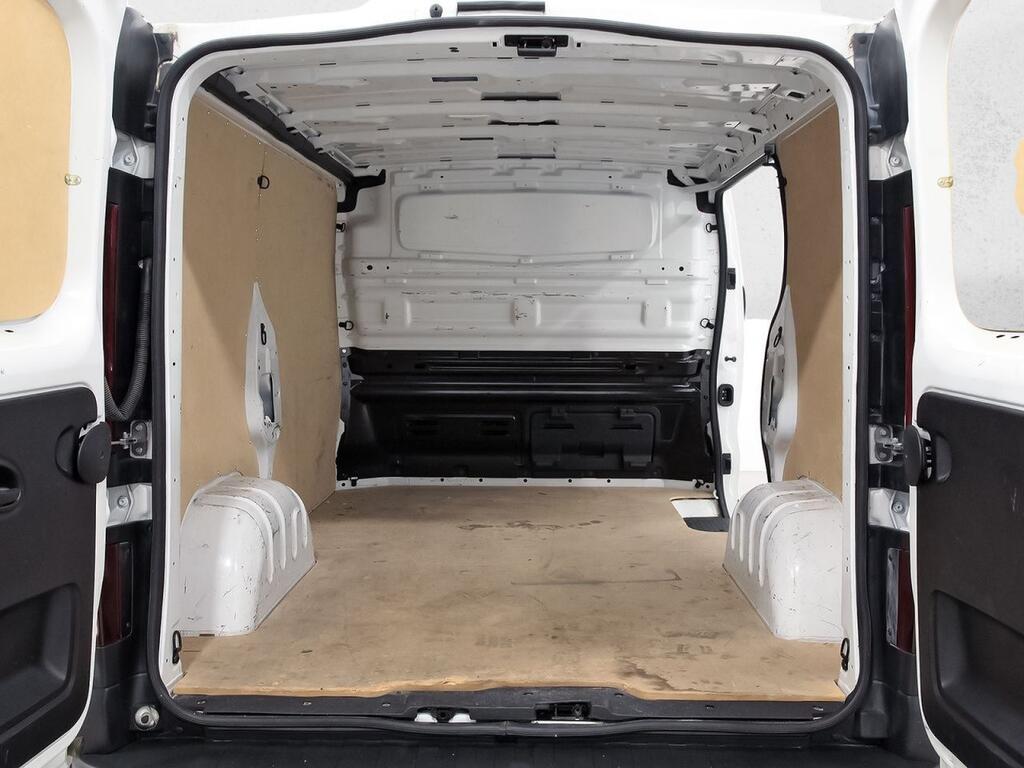 Nissan Primastar 2.0DCI 110CV GO L1H1 4P 9