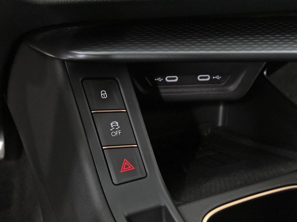 Cupra Terramar 1.5 TSI e-Hybrid 150kW (204 CV) DSG 34