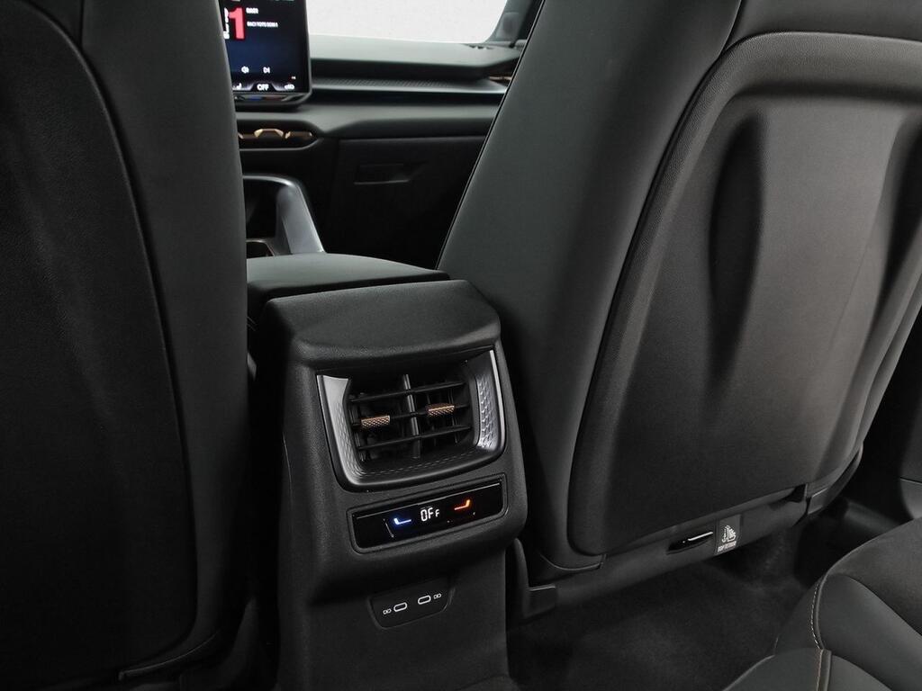 Cupra Terramar 1.5 TSI e-Hybrid 150kW (204 CV) DSG 36