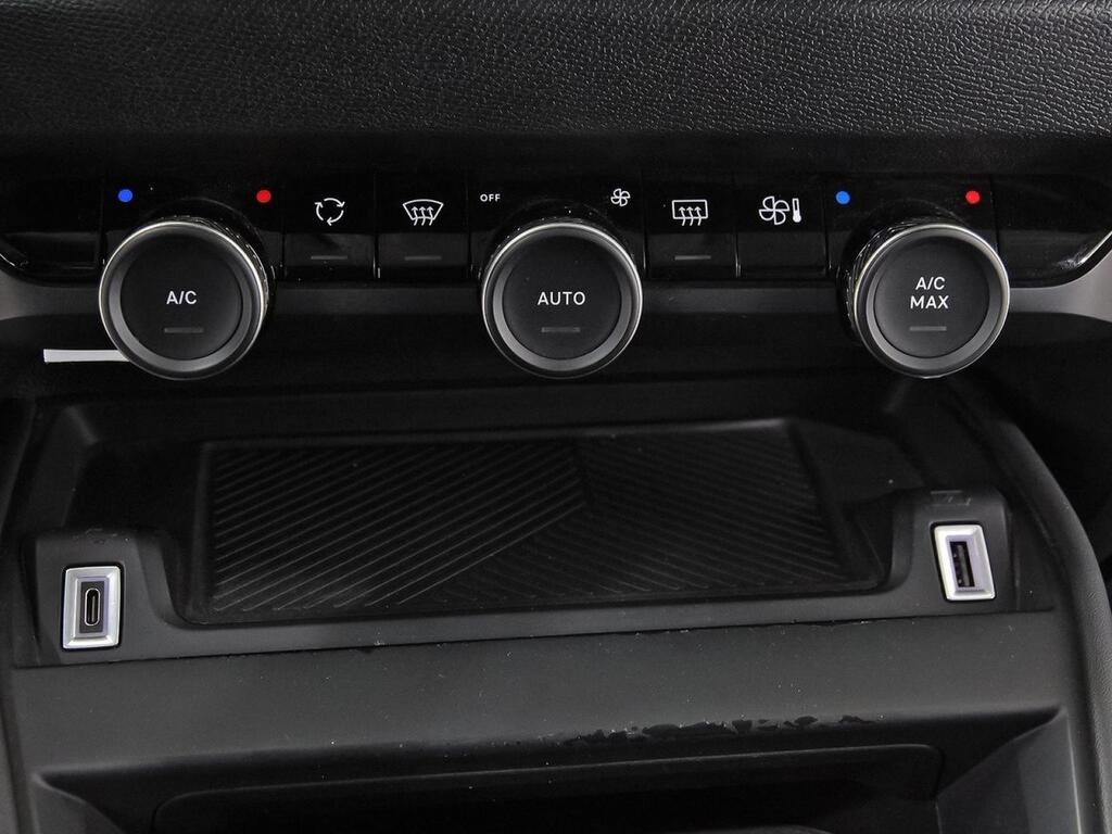 Citroën C4 PureTech 130 S&S EAT8 Feel Pack 29