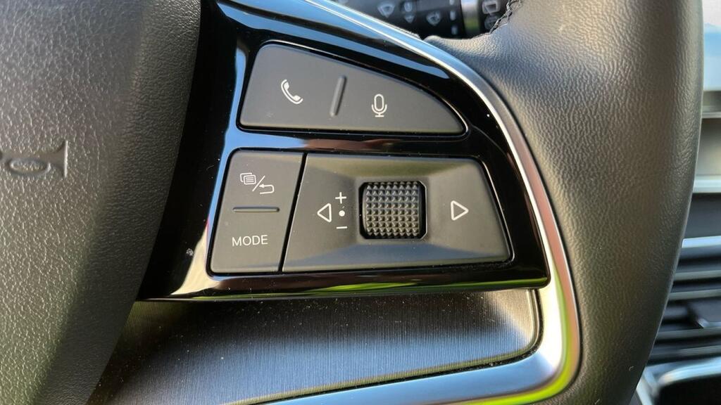 BYD Seal U COMFORT 1.5 DM-I 218 CV 5P 11