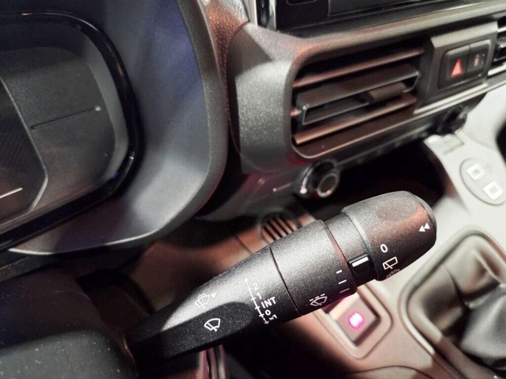 Opel Combo Cargo EDITION N1 1.5TD 100CV S&S MT6 ?6.4 SWB 4P 12