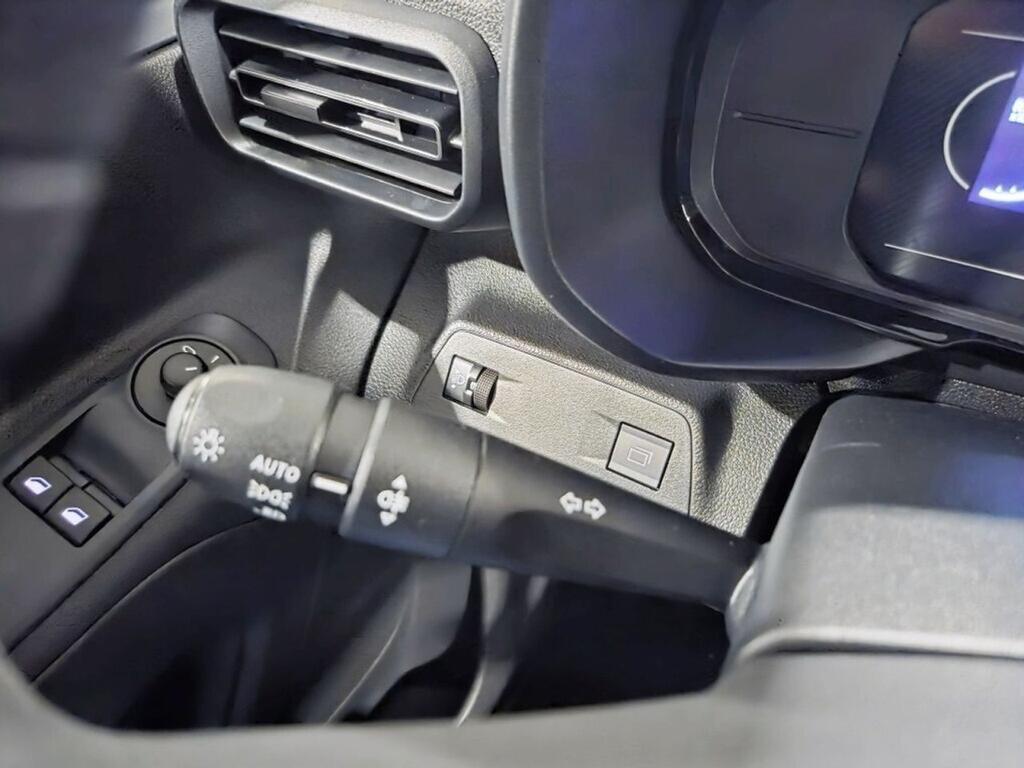 Opel Combo Cargo EDITION N1 1.5TD 100CV S&S MT6 ?6.4 SWB 4P 11