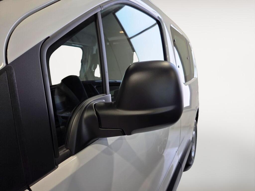 Opel Combo Cargo EDITION N1 1.5TD 100CV S&S MT6 ?6.4 SWB 4P 23