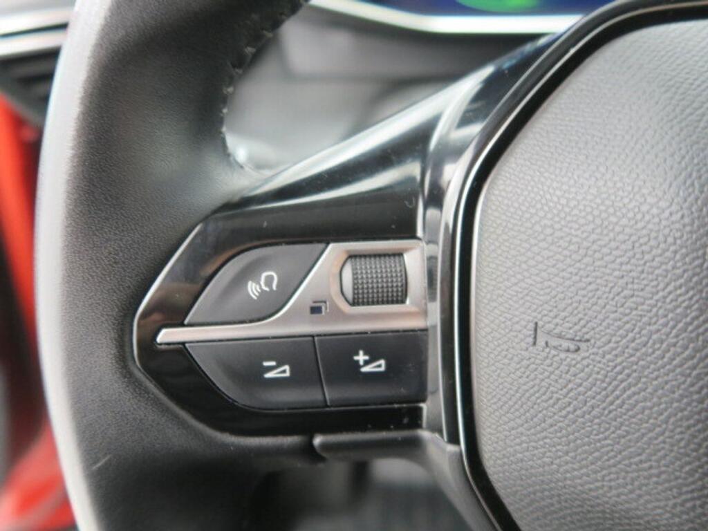 Peugeot 2008 ALLURE PACK 1.2 PURETECH 100CV MAN 8