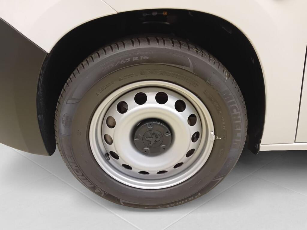 Peugeot Partner E-PARTNER FG STANDARD 800 KG BEV (100KW) 136CV 14