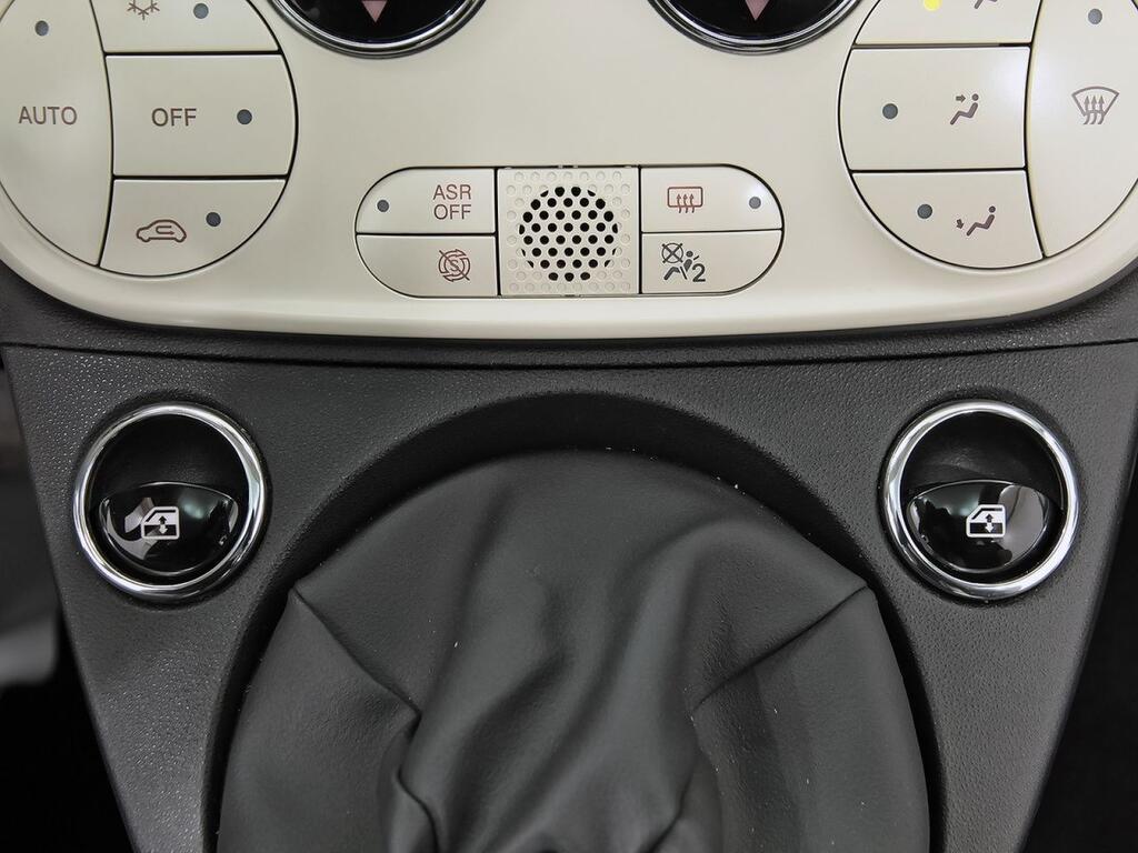 Fiat 500 Dolcevita 1.0 Hybrid 51KW (70 CV) 23