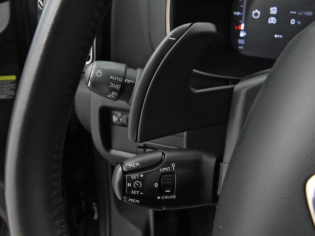 Citroën C5 Aircross HYBRID 100kW (136CV) e-DCS6 Plus 16