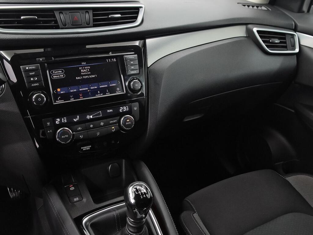 Nissan Qashqai DIG-T 103 kW (140 CV) E6D N-CONNECTA 11