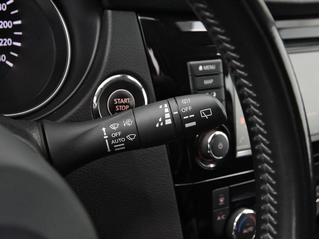 Nissan Qashqai DIG-T 103 kW (140 CV) E6D N-CONNECTA 17