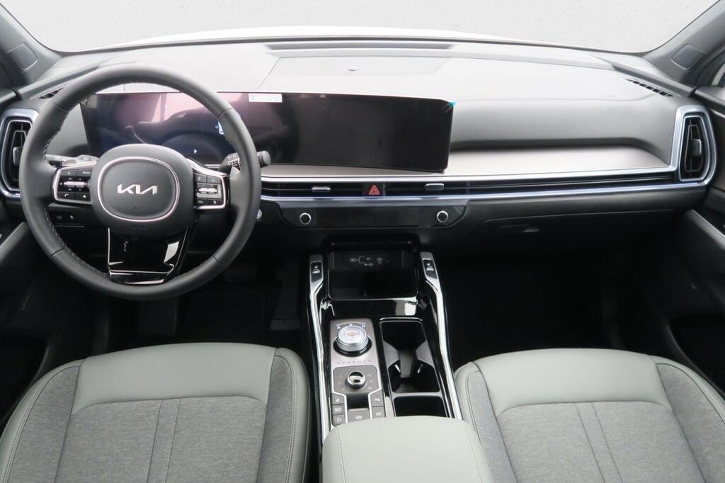 Kia Sorento SUV 1.6 T-GDI HEV EMOTION AUTO 4WD 215 5P 7 Plazas 19