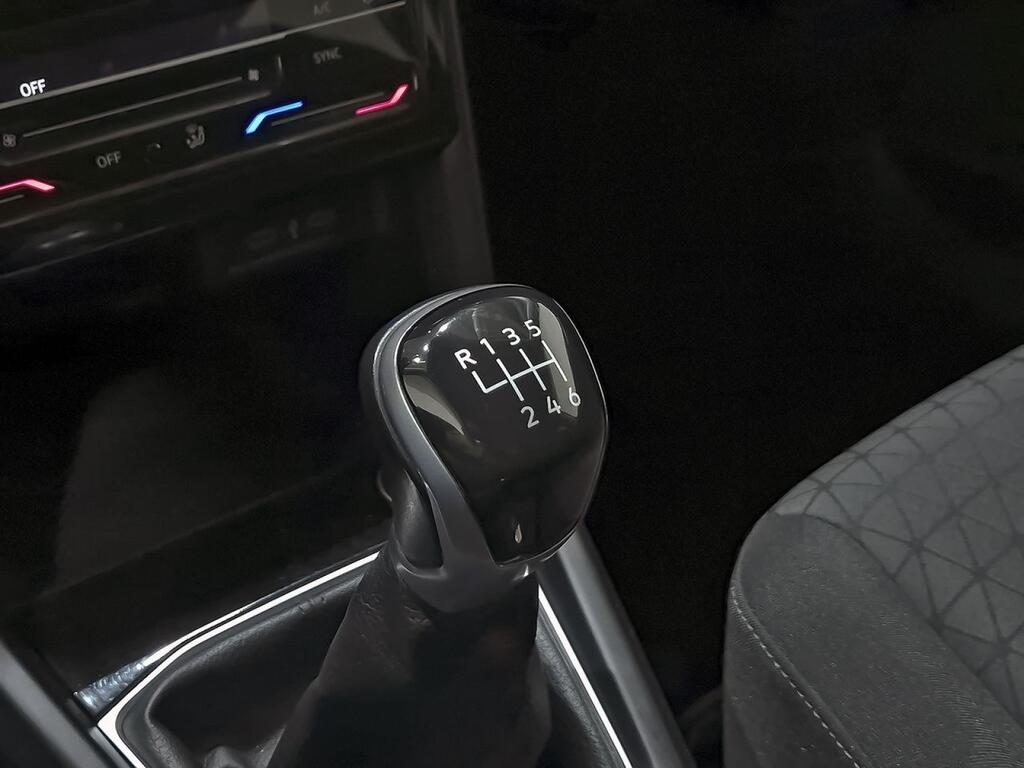 Volkswagen T-Cross Advance 1.0 TSI 81kW (110CV) 27