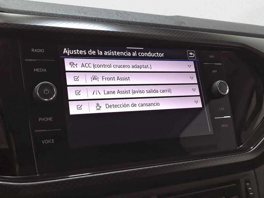 Volkswagen T-Cross Advance 1.0 TSI 81kW (110CV) 23