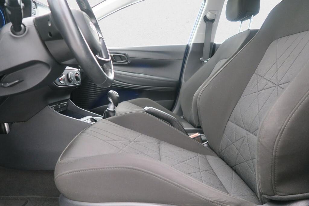 Hyundai Bayon ESSENCE 1.0 TGDI 100 CV 5P 17