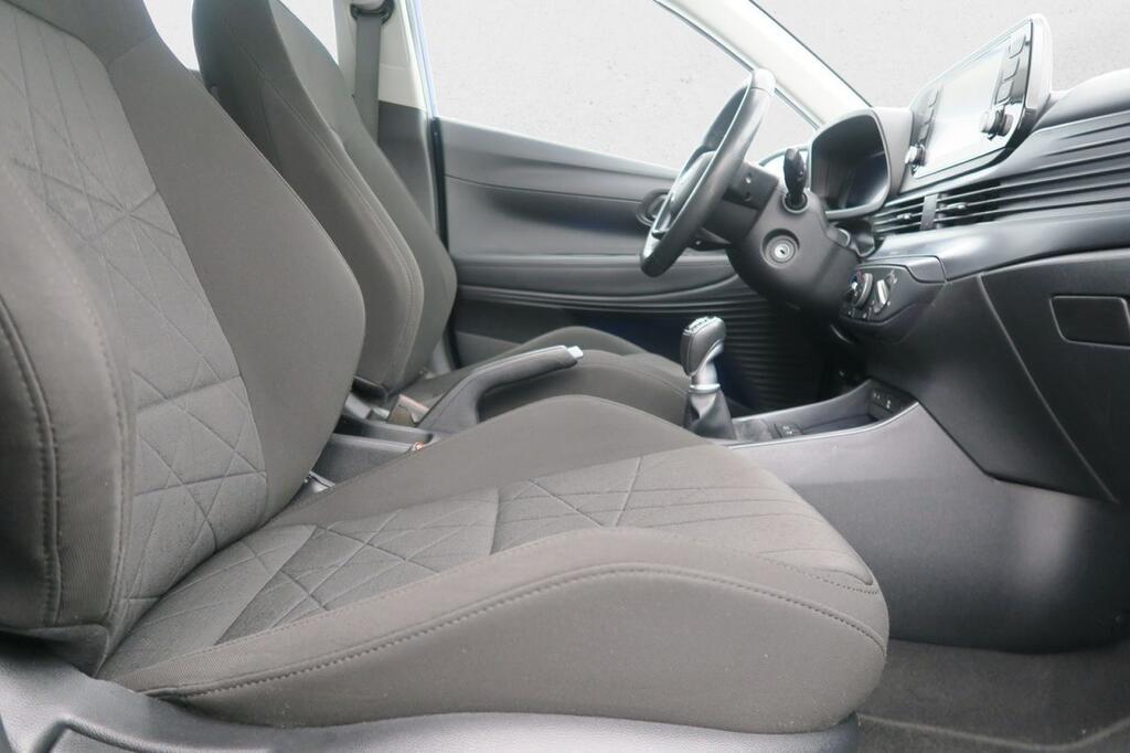 Hyundai Bayon ESSENCE 1.0 TGDI 100 CV 5P 16