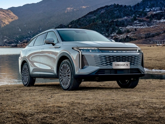 Omoda 9