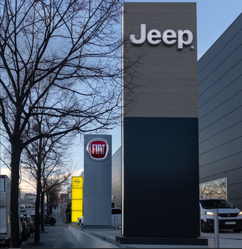 JEEP YOMOVO MAVISA - TERRASSA